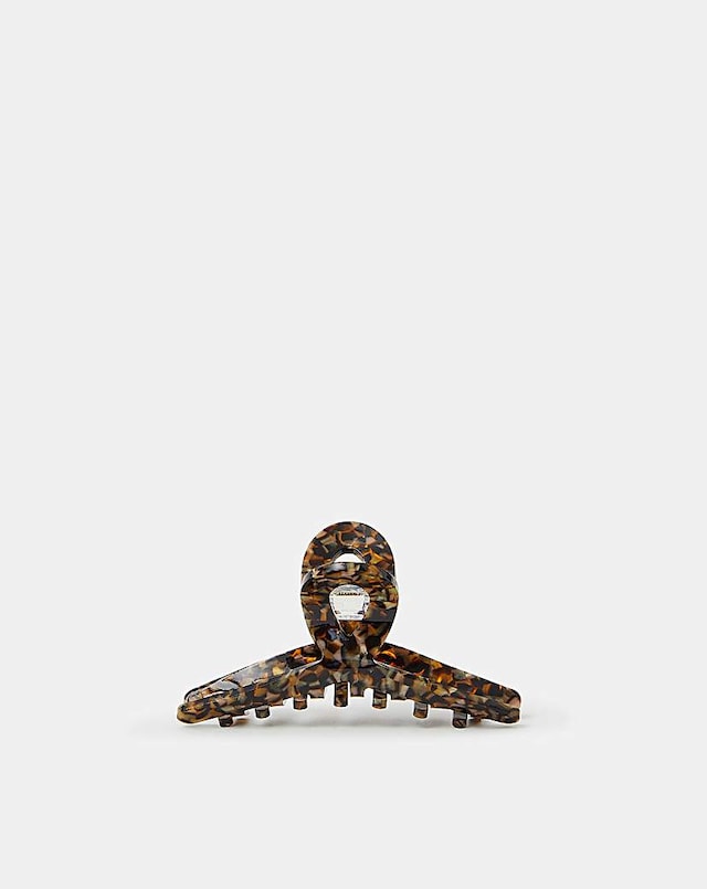 Accessorize Resin Twist Claw Clip