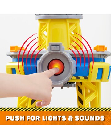 Rubble & Crew Barkyard Crane Tower Playset With Kinetic Sand