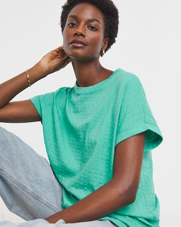 Dobby Textured Curved Hem