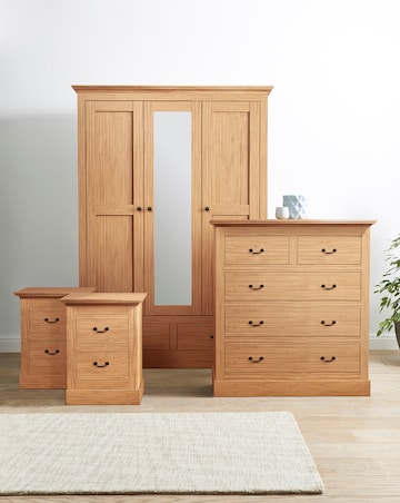 Julipa Ashford 4 Piece Package (2 x Bedside, 6 Drawer Chest, 3 Door Wardrobe)