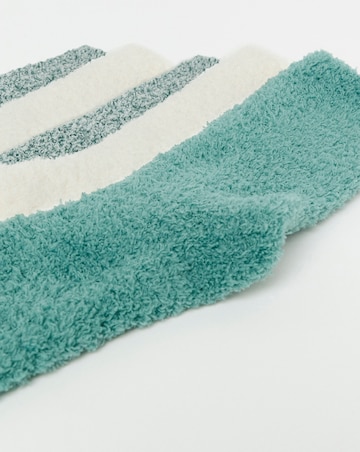 Pretty Secrets (5 Pair Pack) Fluffy Socks