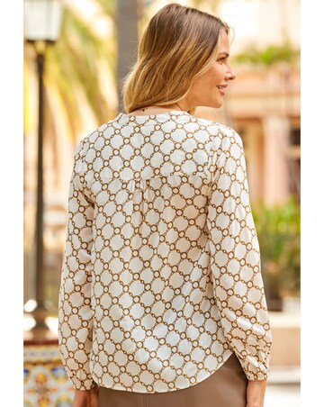 Sosandar Chain Print Throw On Tunic