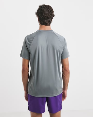 Nike Short Sleeve Hydroguard T-Shirt