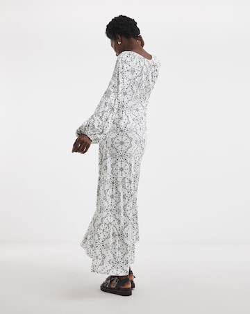 Printed Volume Tierred Smock Dress