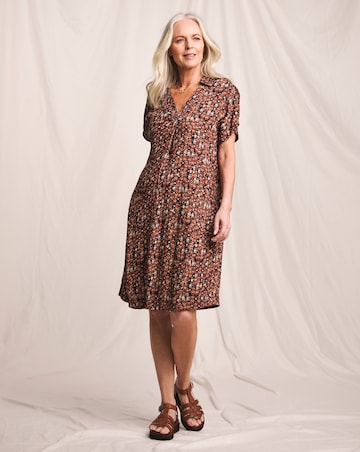 Julipa Printed Textured Crinkle Shift Dress