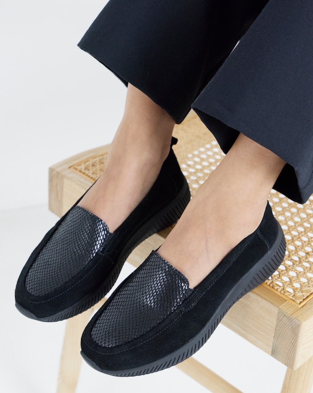 Heavenly Soles Fia Sporty Leather Loafer - Wide Fit (E)