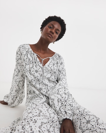 Printed Volume Tierred Smock Dress