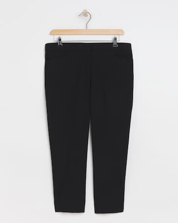 MAGISCULPT Tapered Leg Trousers Short