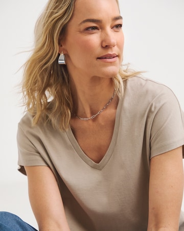 V-Neck Short Sleeve T-Shirt