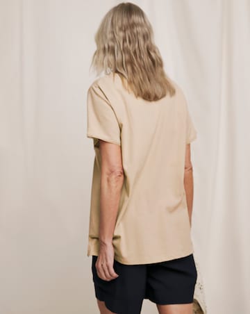 Julipa Linen Mix V-Neck Pocket T-Shirt