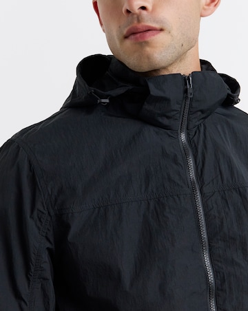 Lyle & Scott Stow Away Jacket - Black