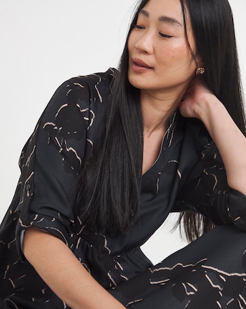 Collarless Placket 3/4 Sleeve Smock Dress