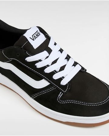 VANS Ryland Trainers