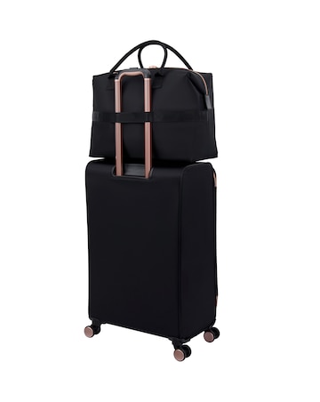 IT Luggage Charmer Travel Holdall with Shoulder Strap
