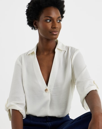 Button Detail Collar Popover Top