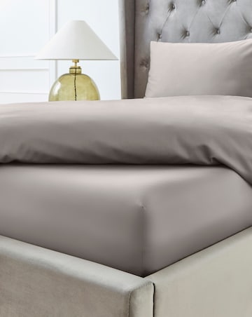 Hotel 300TC 30cm Fitted Sheet