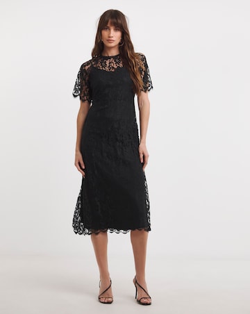 Lace Flutter Sleeve Midi Dress