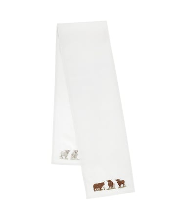 Angus Highland Cow Runner