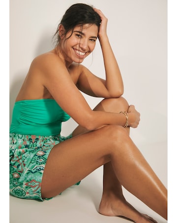 Printed Crinkle Shirred Waist Shorts