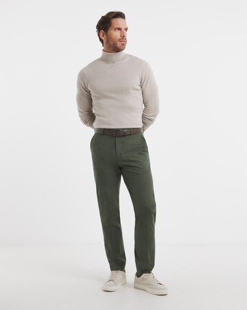 Tapered Fit Flat Front Stretch Trouser
