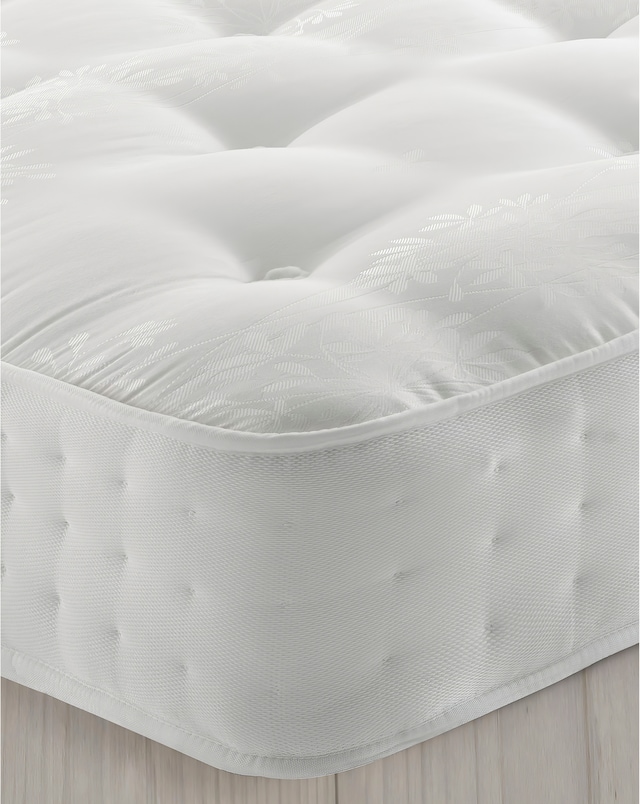 Silentnight 2000 Pocket Ortho Mattress - Medium