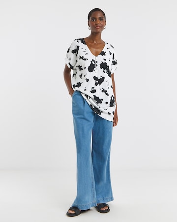 V-Neck Zip Front Longline Top