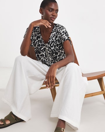 Grey Leopard V-Neck Zip Front Longline Top