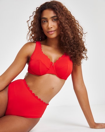 MAGISCULPT Contour Me Scalloped Edge Underwired Bikini Top