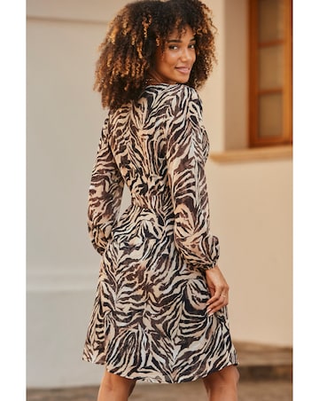 Sosandar Georgette Fit and Flare Dress