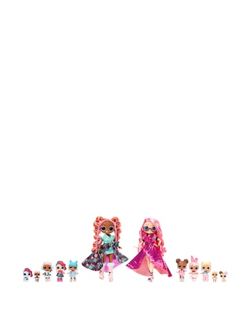 L.O.L. Surprise OMG Fashion Show Mega Runway Playset