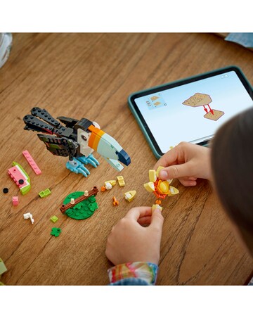 LEGO Creator 3in1 Wild Animals: Tropical Toucan Figure 31173