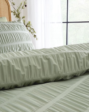 Catherine Lansfield Seersucker Duvet Cover Set