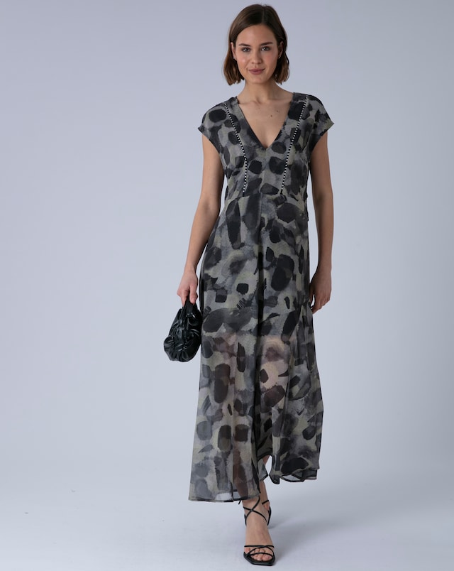Religion Dress