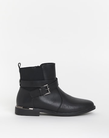 Cushion Walk Cross Strap Boot E Fit