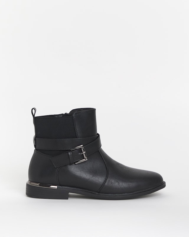 Cushion Walk Cross Strap Boot EEE Fit