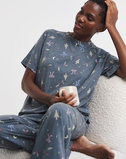 Pretty Lounge Vintage Christmas Print Pyjama Set