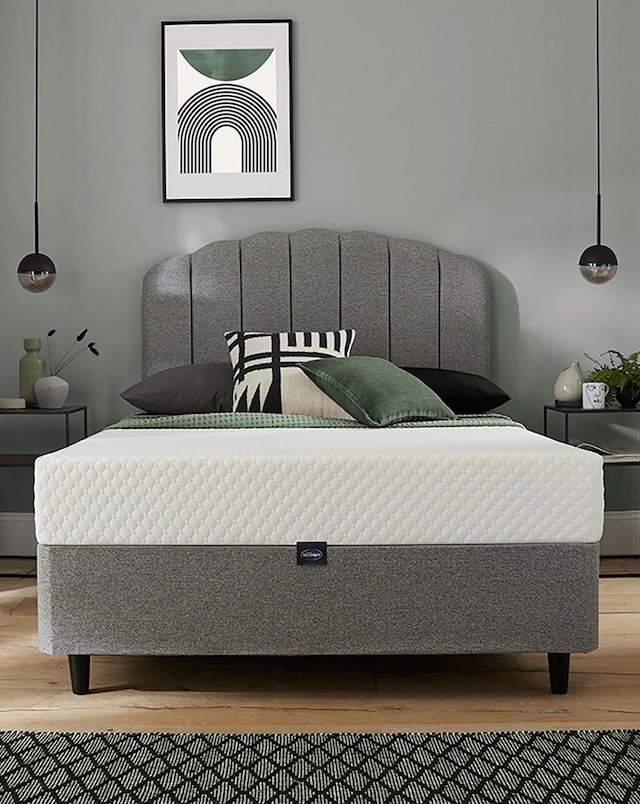 Silentnight 7 Zone Memory Foam Rolled Mattress - Medium Firm