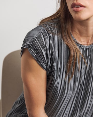 Joanna Hope Plisse Blouse