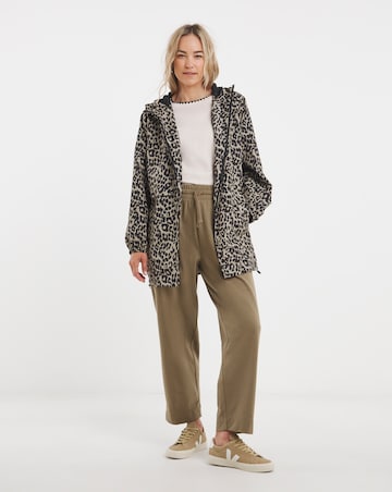 Leopard Short Lightweight Raincoat