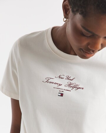 Tommy Hilfiger Regular Logo Tee