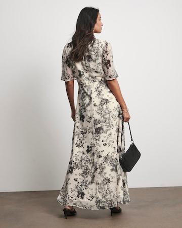 Joanna Hope Crinkle Column Dress