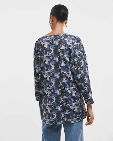 Blurred Floral Soft Touch V Neck Longline Top