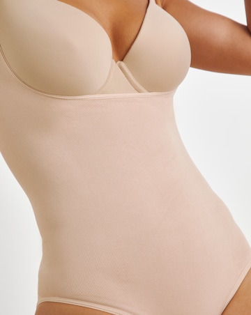 MAGISCULPT Medium Control Smoothing Wear Your Own Bra Seamfree Body Almond