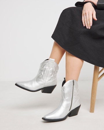 Angelique Embroidered Leather Ankle Western Boots - Wide Fit (E)