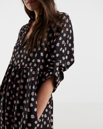 Collarless Placket 3/4 Sleeve Smock Dress