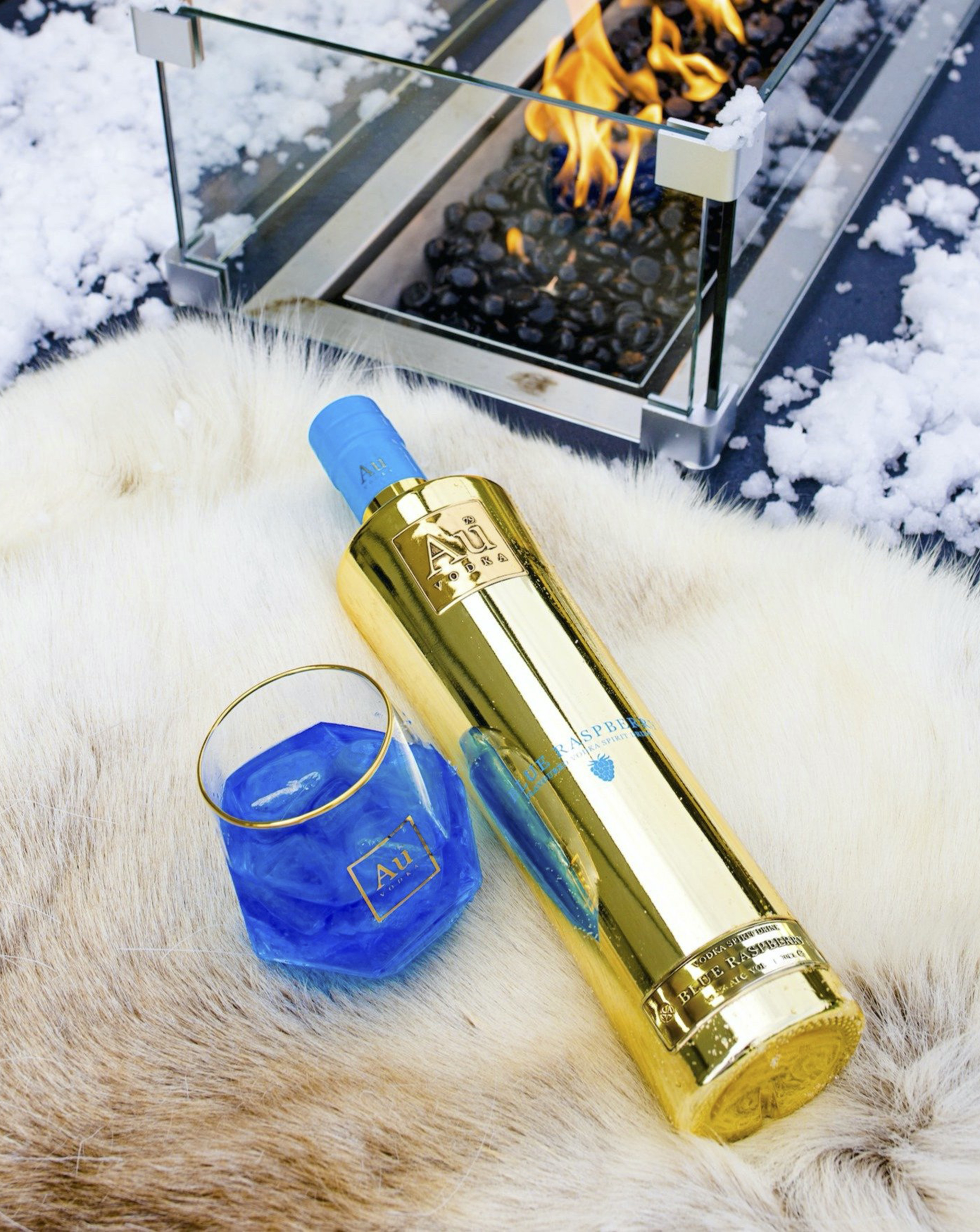 Au Vodka Blue Raspberry 70cl