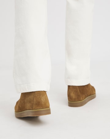 Casual Suede Chukka Boot Wide Fit