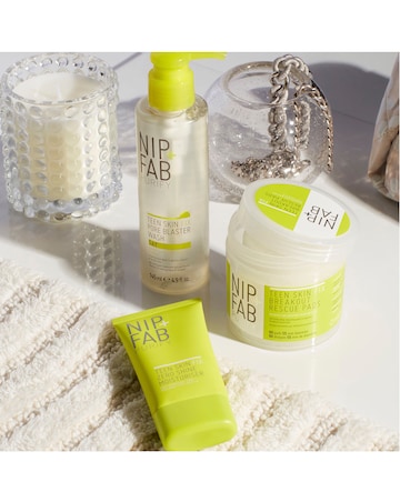 NIP+FAB Teen Skin Fix Breakout Rescue Pads