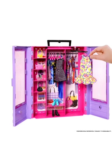Barbie Fashionistas Ultimate Closet Playset