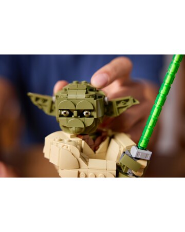 LEGO Star Wars: Attack of the Clones Yoda Bust 75438